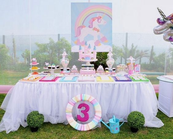 decoracion mesa principal fiesta unicornio bebe (3)