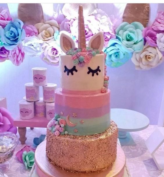 pastel de 2 pisos para fiesta infantil de unicornio (4)