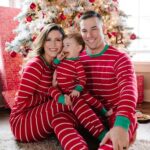 Sesión navideña familiar en pijamas