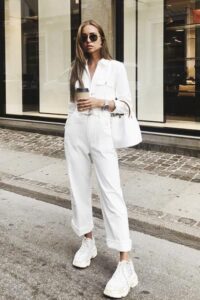 Jumpsuits o rompers blancos