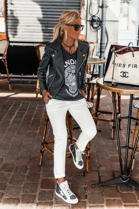Looks casuales con jeans blancos