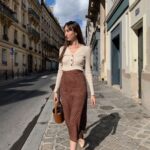Faldas midi para un look parisino
