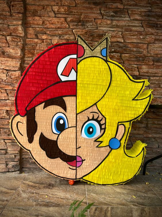 Piñata para fiesta de Mario Bros y Princesa Peach